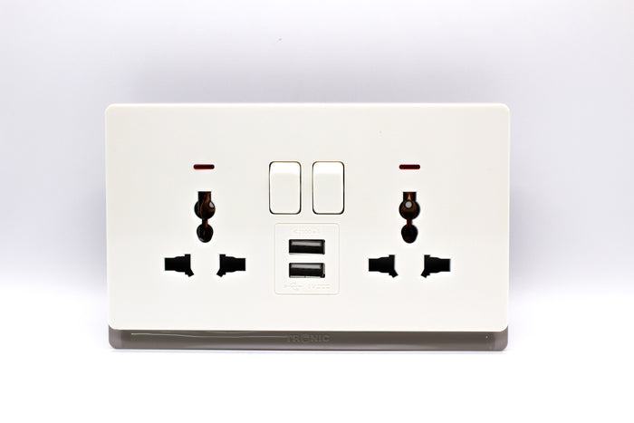 Universal Twin Socket with USB